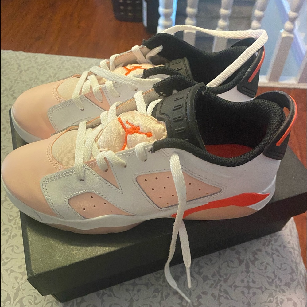 Jordan 6 retrol low (ps)